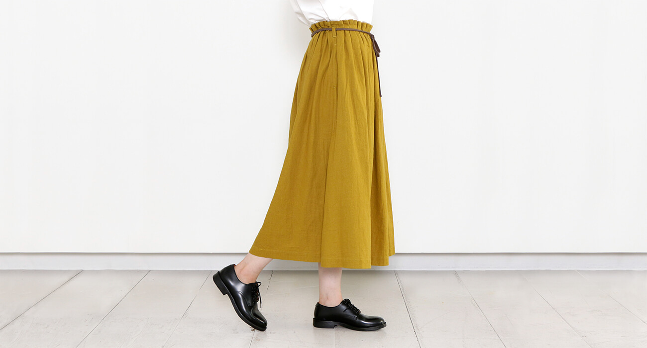 mumokuteki×LILASIC / ウエストタックプリーツロングスカート特集3” width=