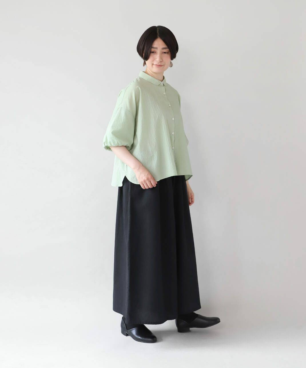 レイヤードスタイルが楽しめる。