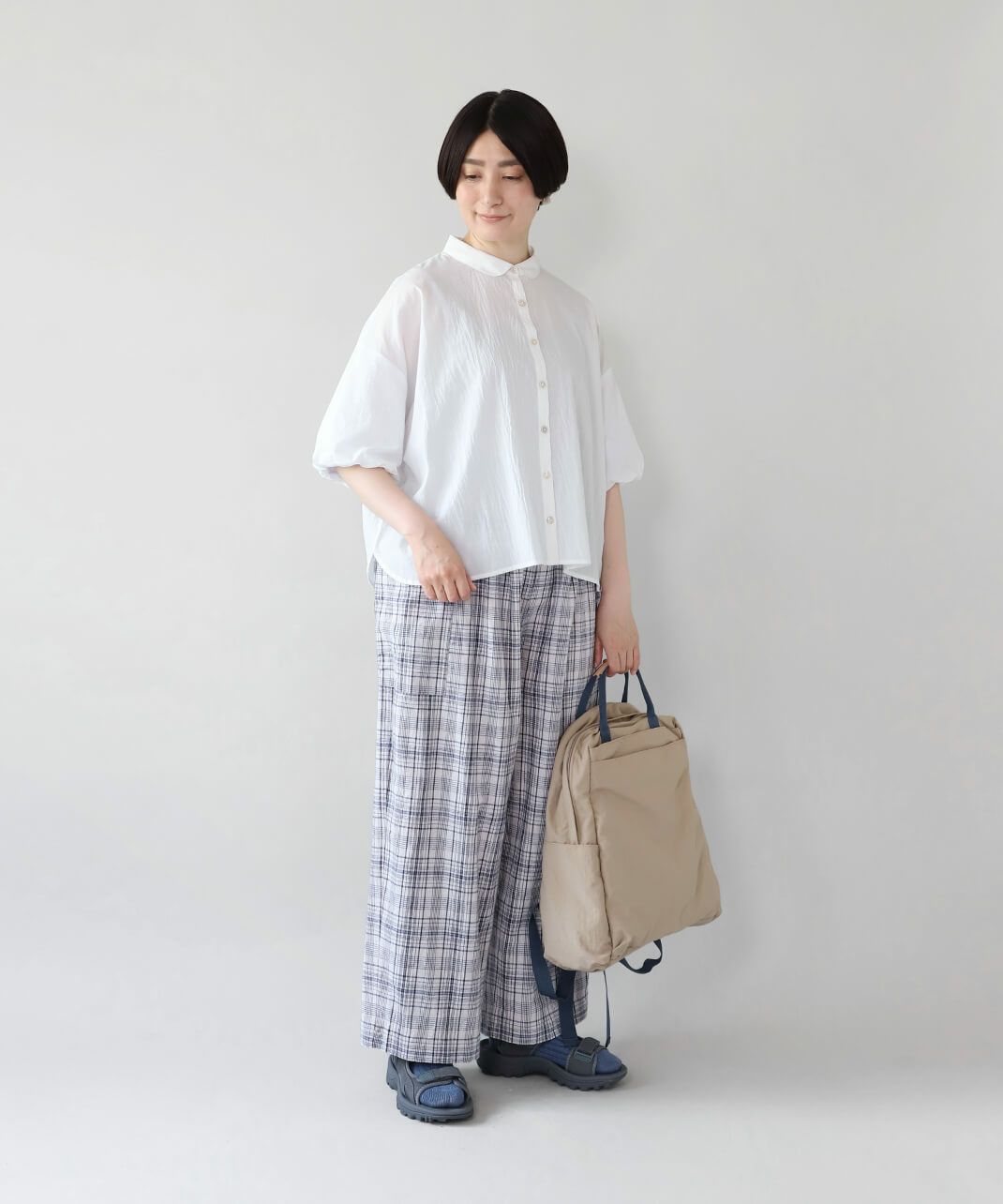 丸襟と5分袖のバルーンデザイン