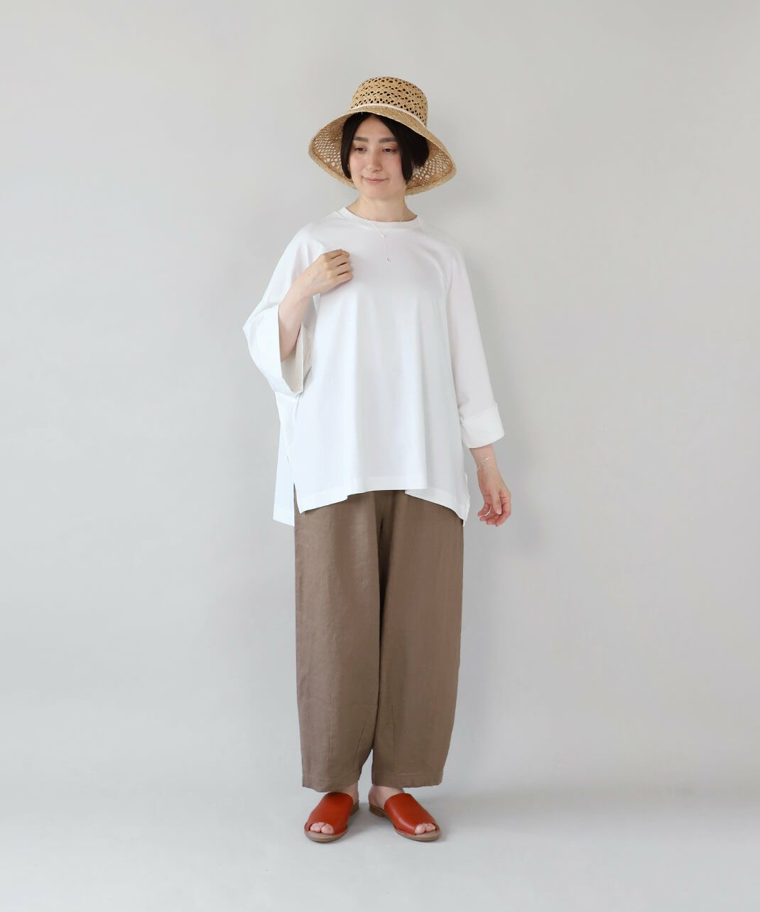 涼しく体型カバー 二の腕も隠れるワイドシルエット