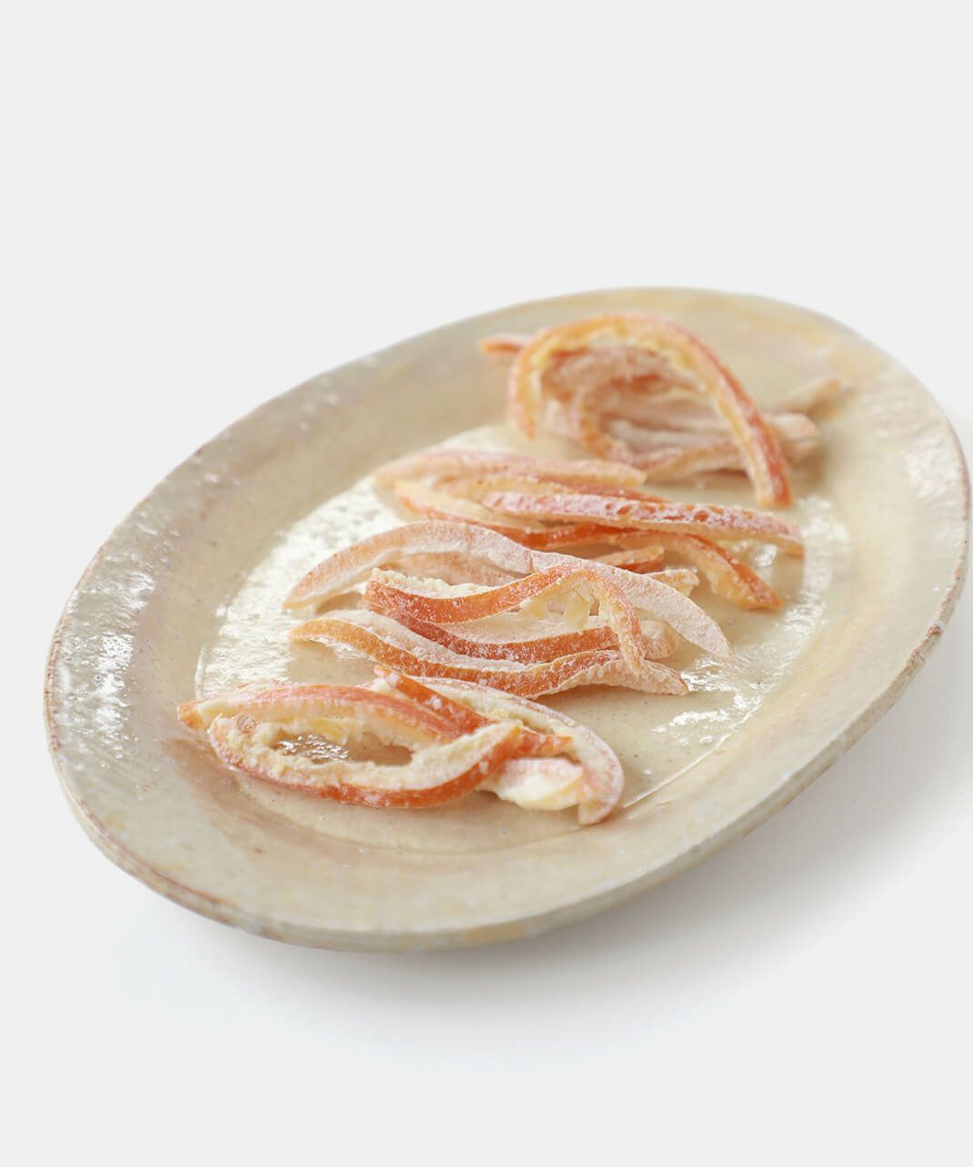 ほど良い噛みごたえとともに、甘さと酸味、ほろ苦さが