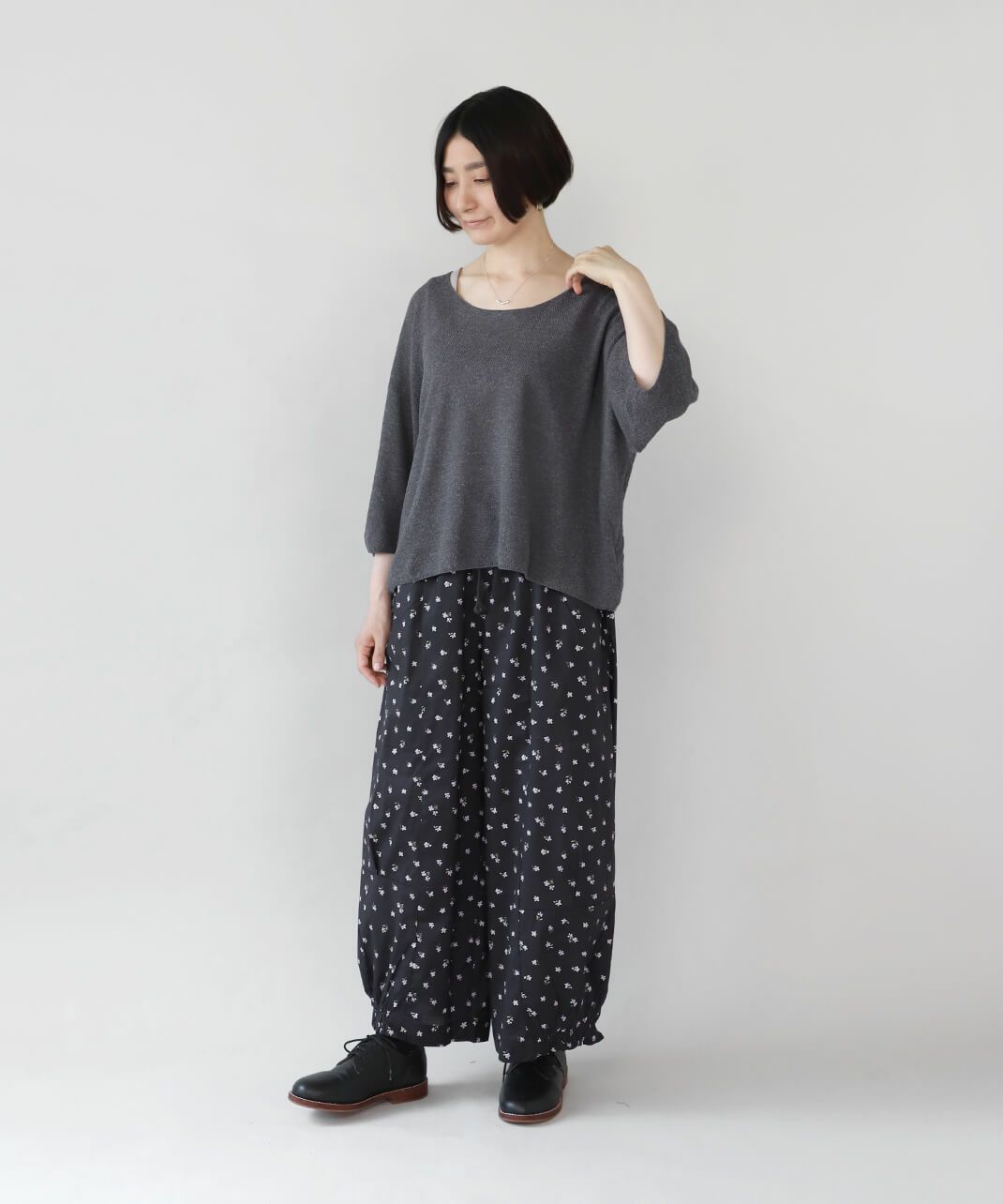 重ね着コーデを楽しめる