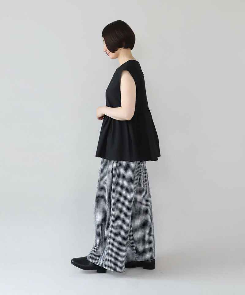 ナチュラルで大人可愛いコーデに。