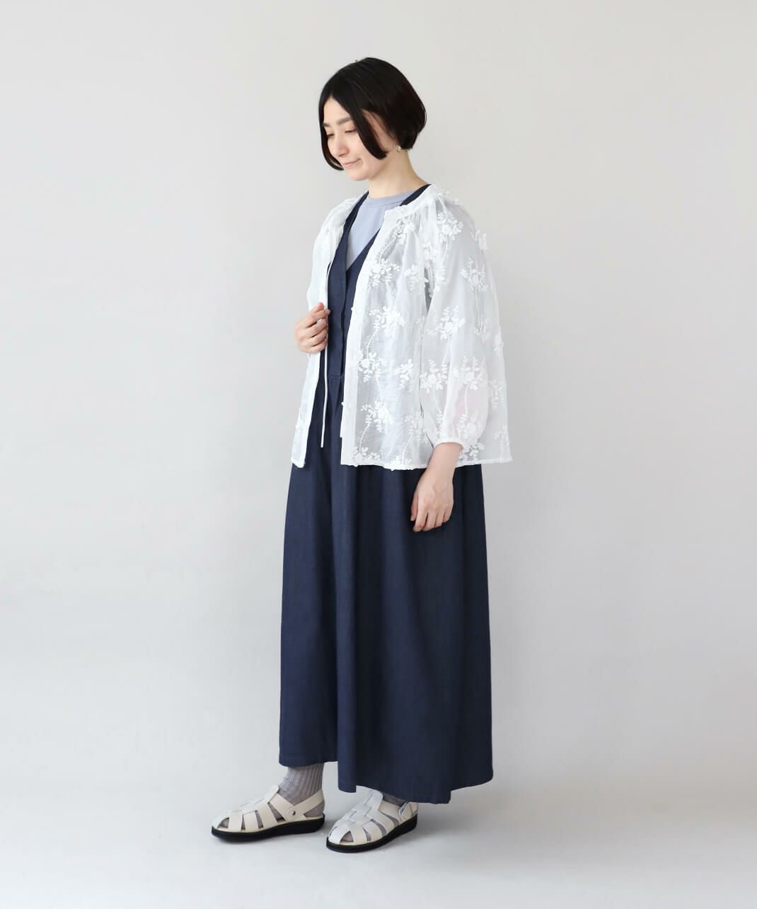 ガリャルダガランテ　フラワーエンブロイダリー　スキッパーブラウス　手刺繍 GALLARDAGALANTE｜スキッパーブラウス | Rakuten Fashion(楽天