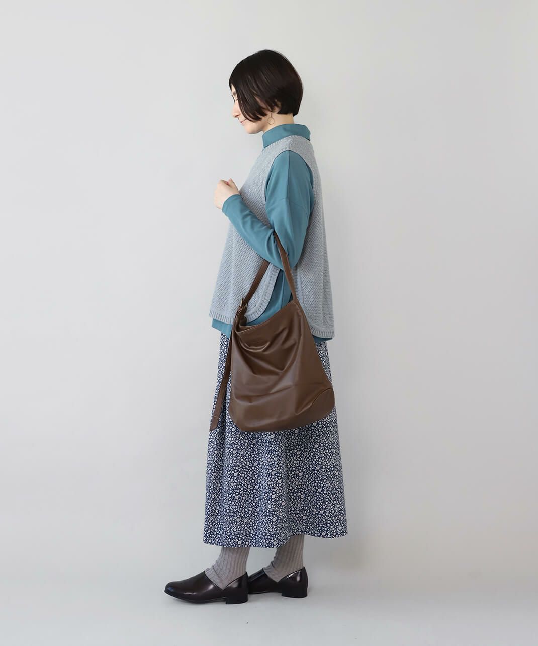 カジュアルにもきれいめにも合わせやすい