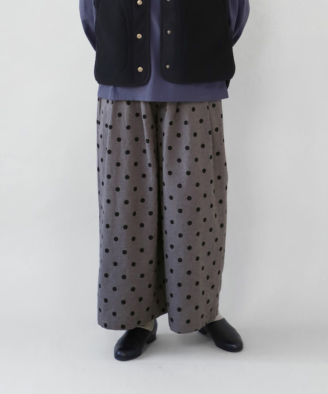 ワイドストレートパンツ