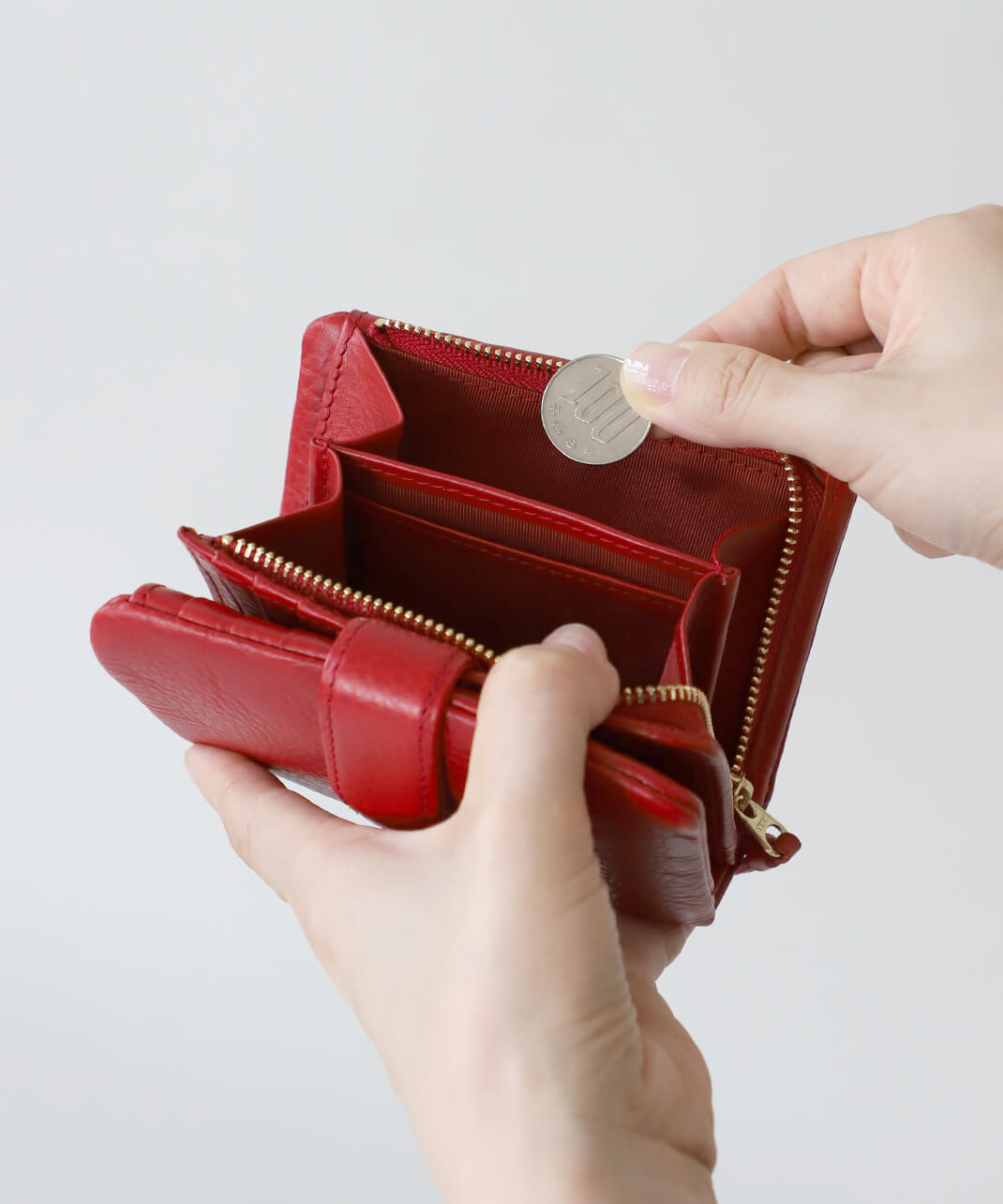 二つ折りレザー財布 小銭入れ