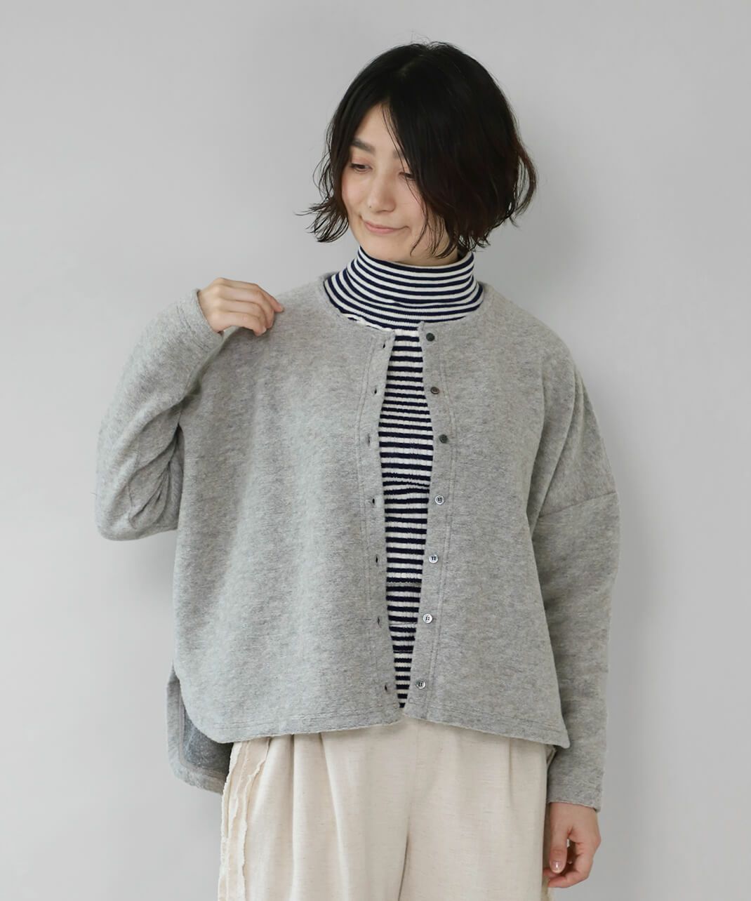 ライバーニットのワイドカーディガン