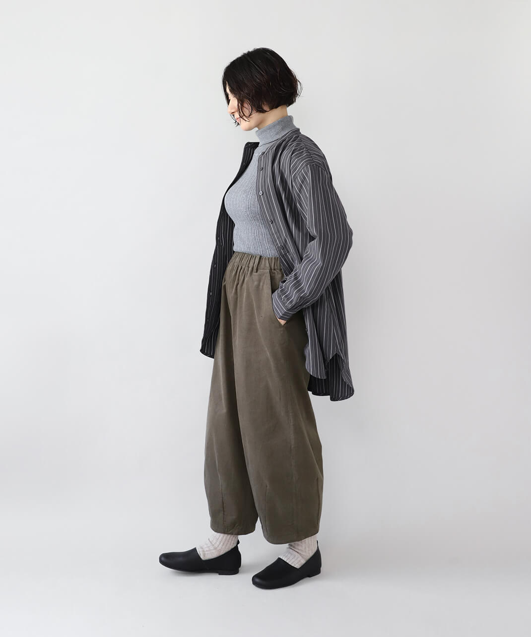 サイズ展開の悩みを解決する2サイズ展開のオリジナルパンツ