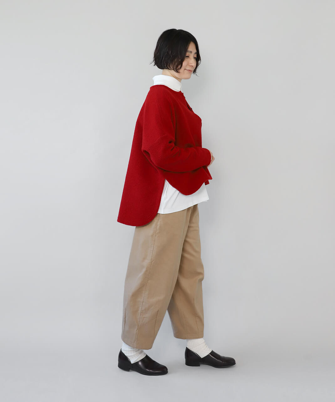 ゆったりとした履き心地でコーディネートを彩ります