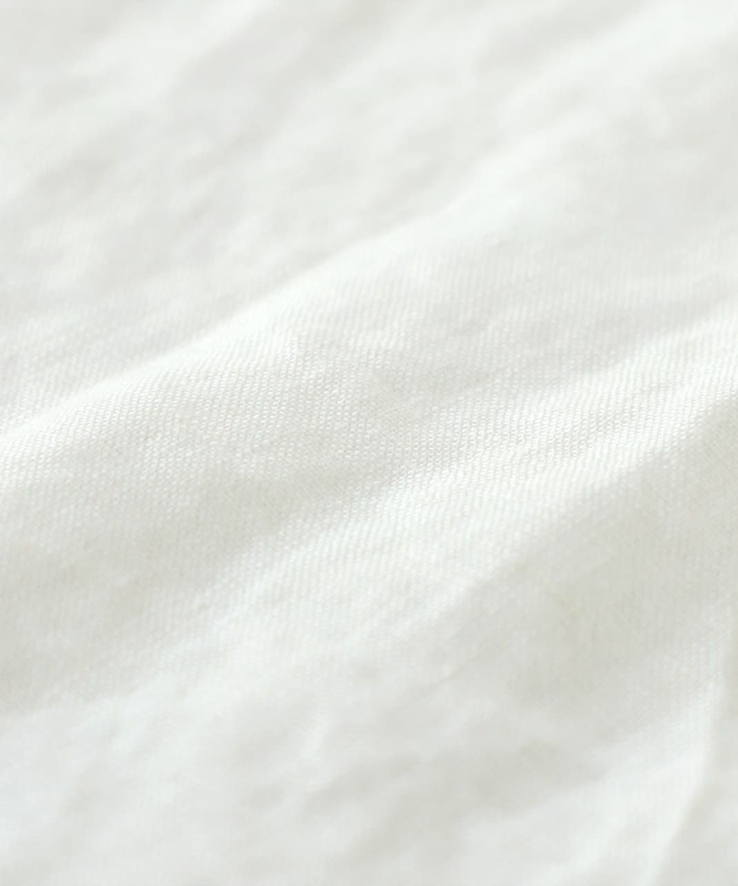 軽くさらりとしたリネン生地