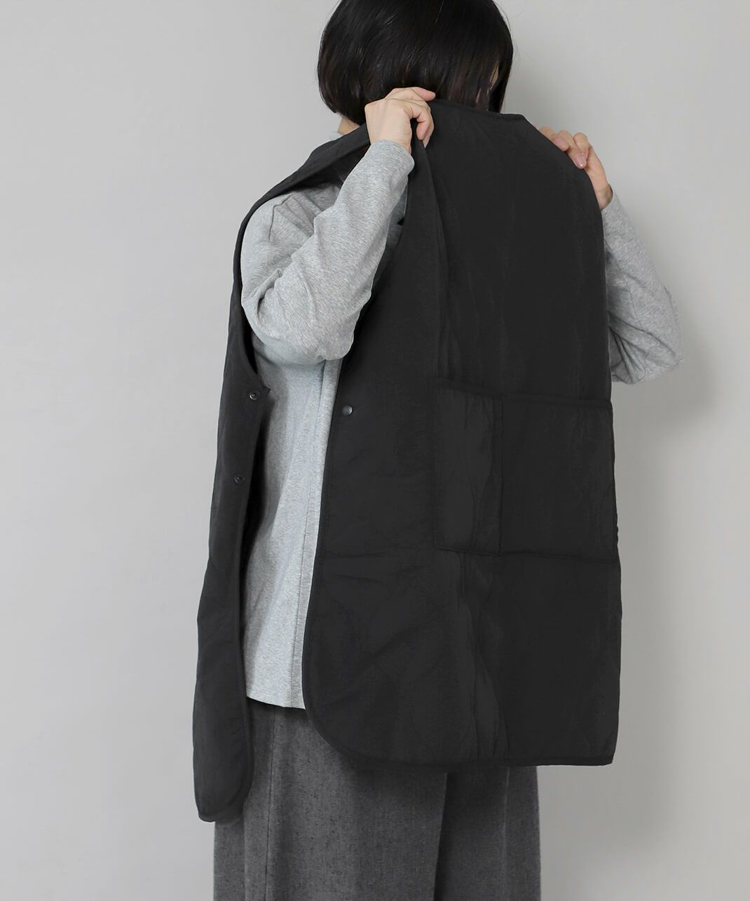 上からすぽっとかぶるだけ