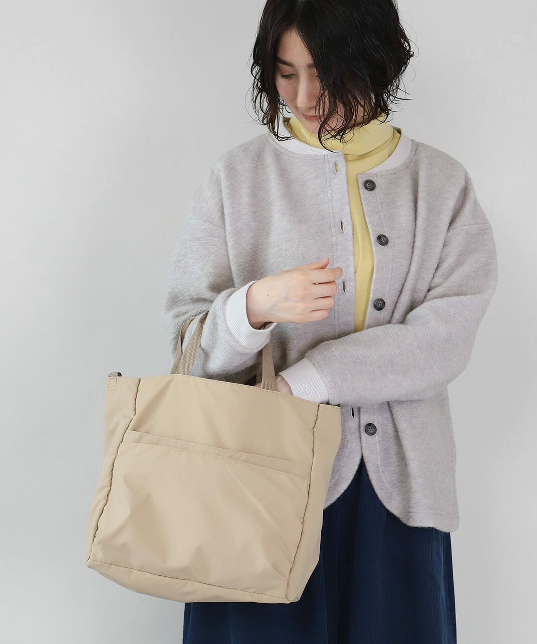 ポケットがあるので、小物をすぐに取り出せる。