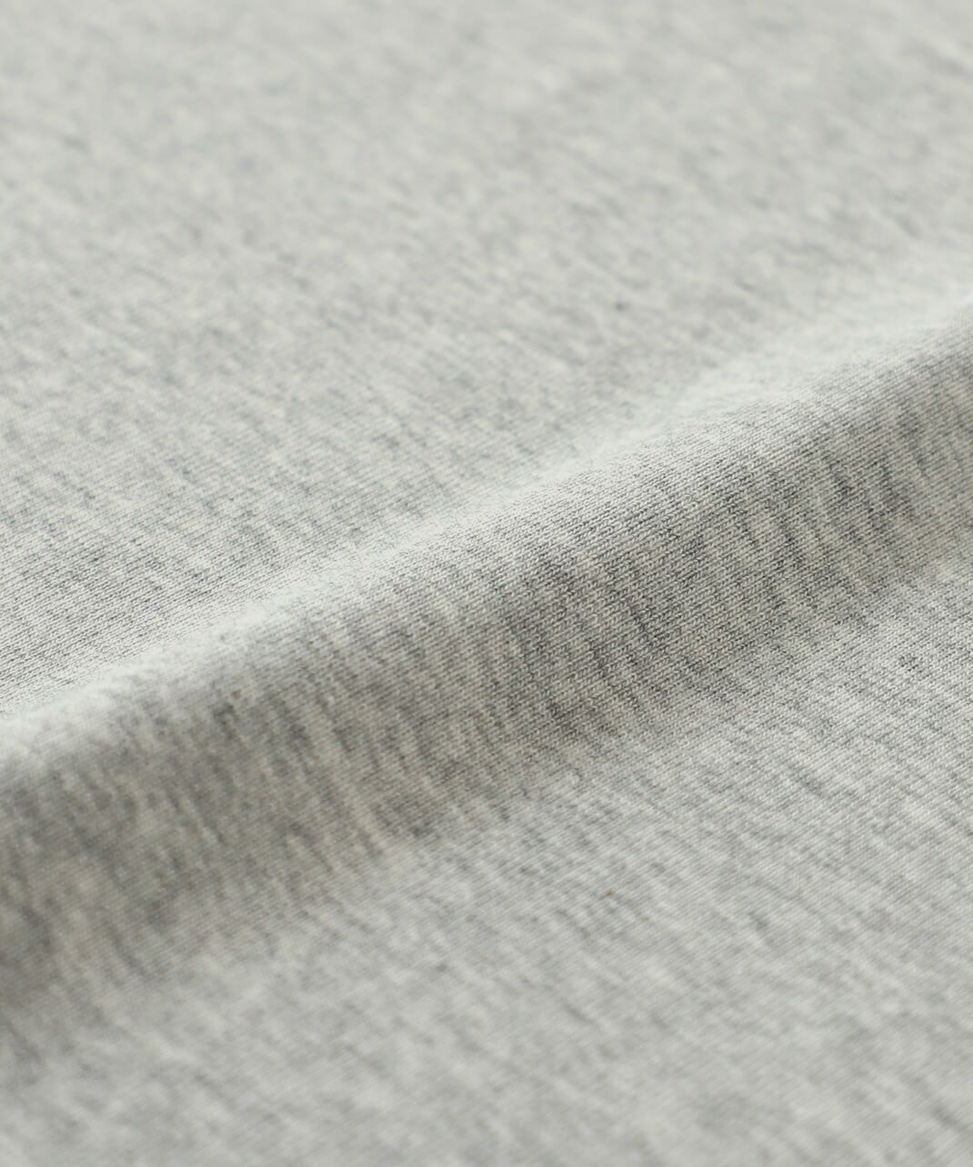 高密度に編まれたスムース生地