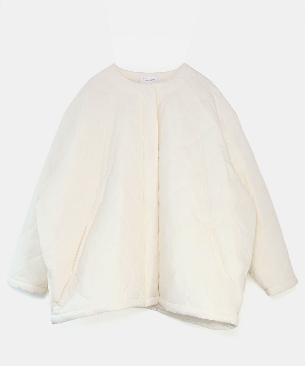 長時間羽織っても肩が凝りにくい