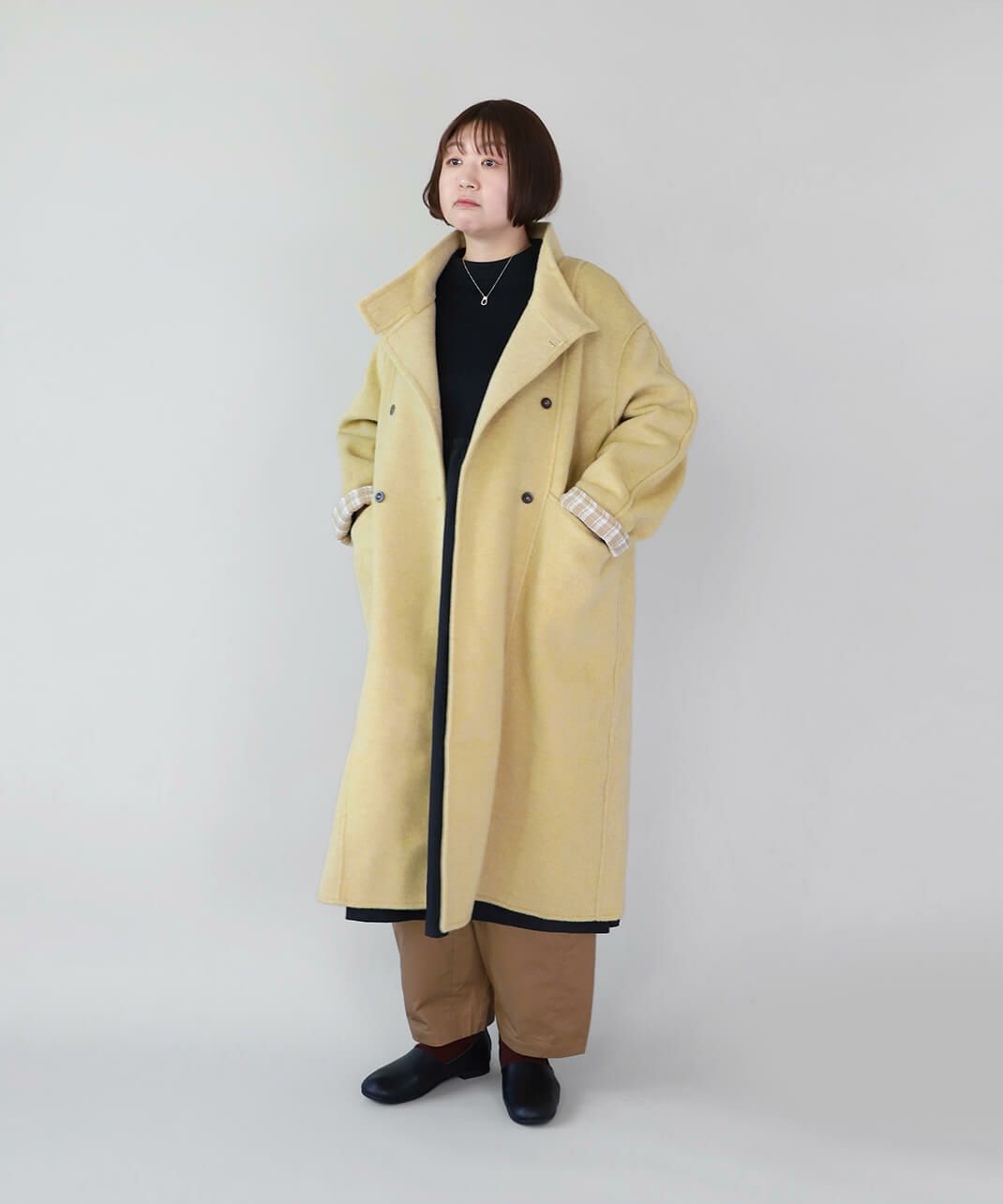 フロントにポケットつき。