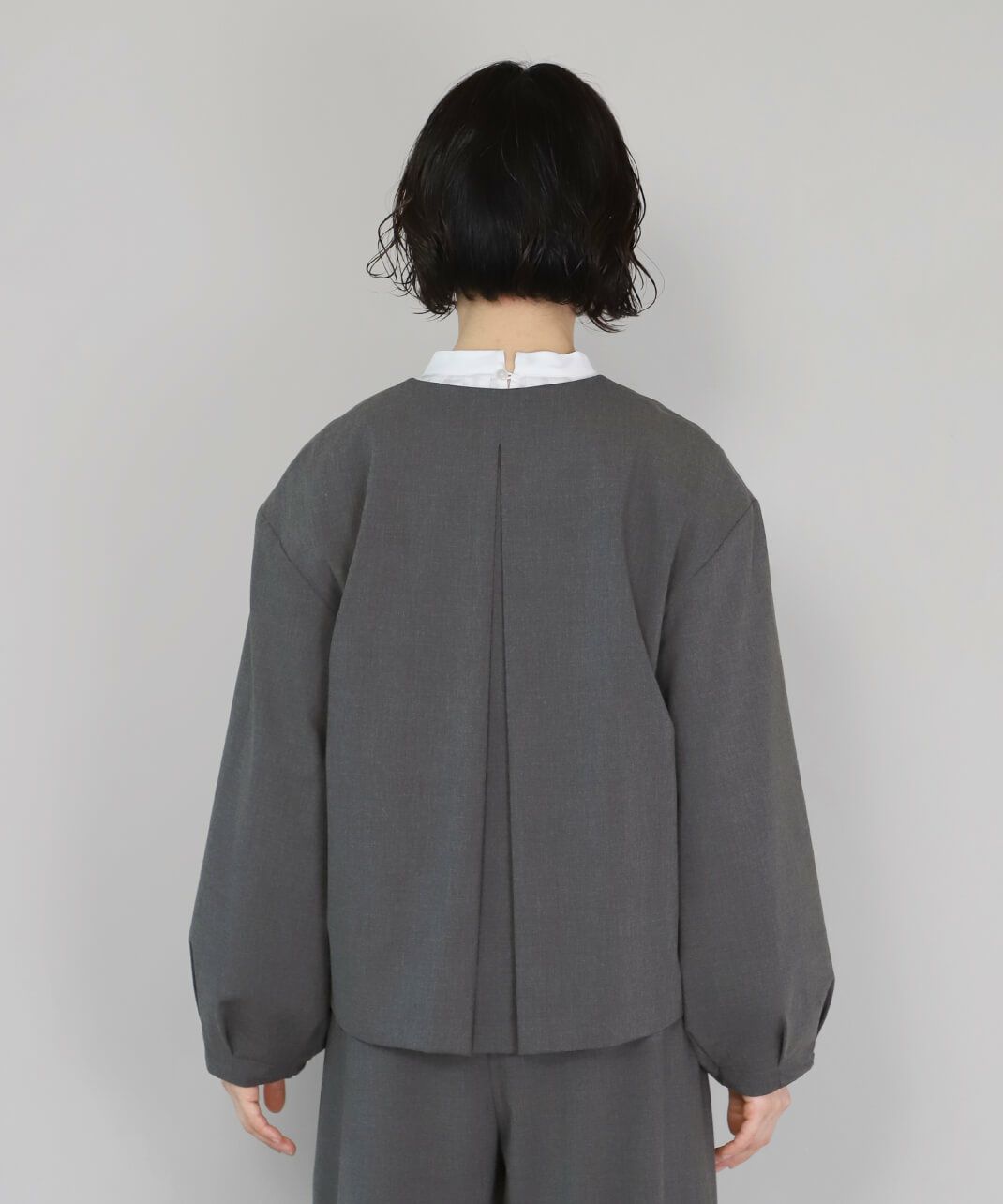 背のバックタックでうごきやすい