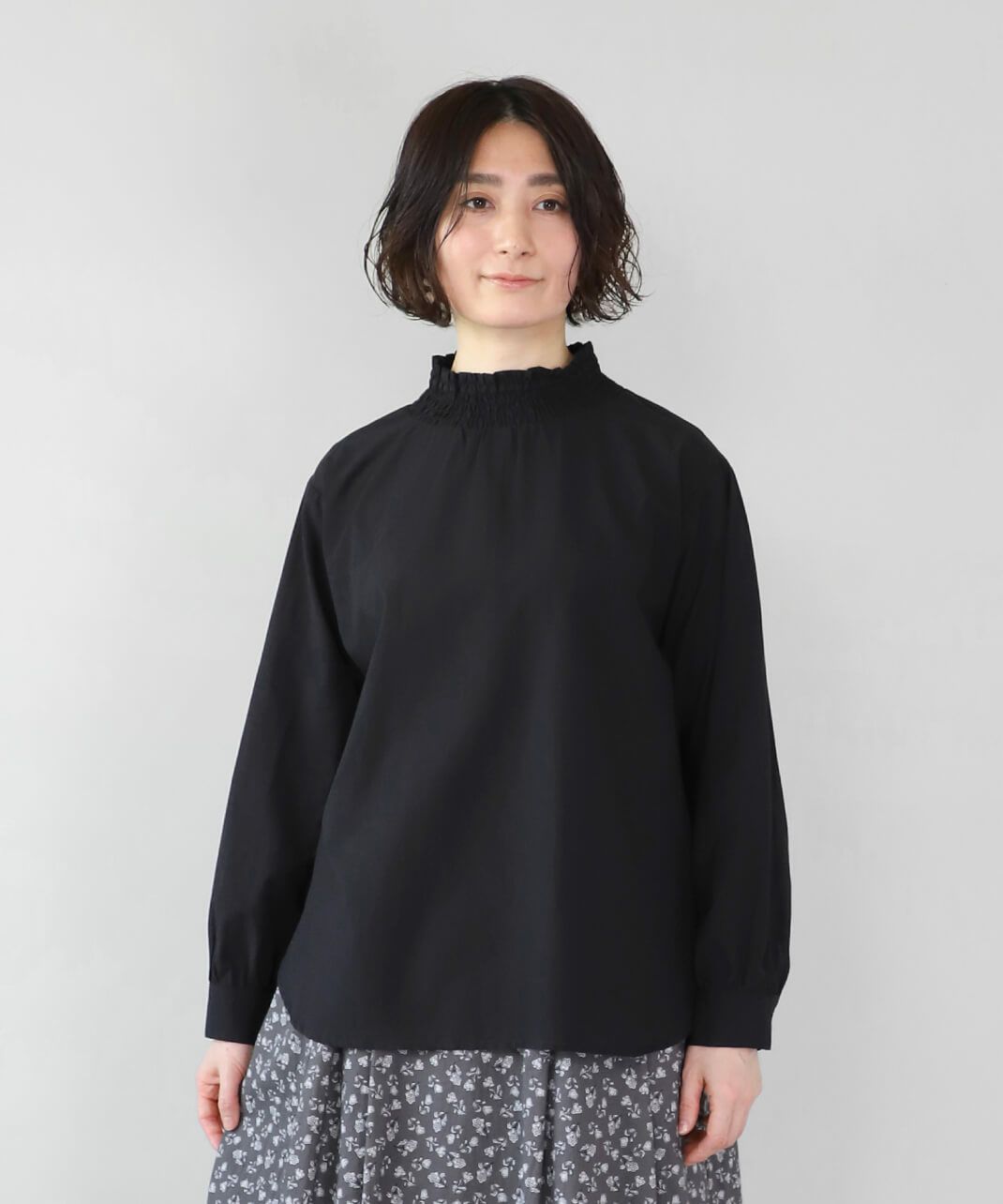 ワイドシルエットでゆったり