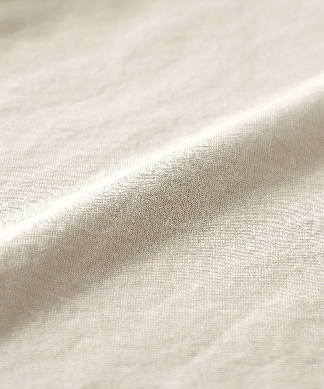 オックス日常使いしやすい定番のシャツ生地。