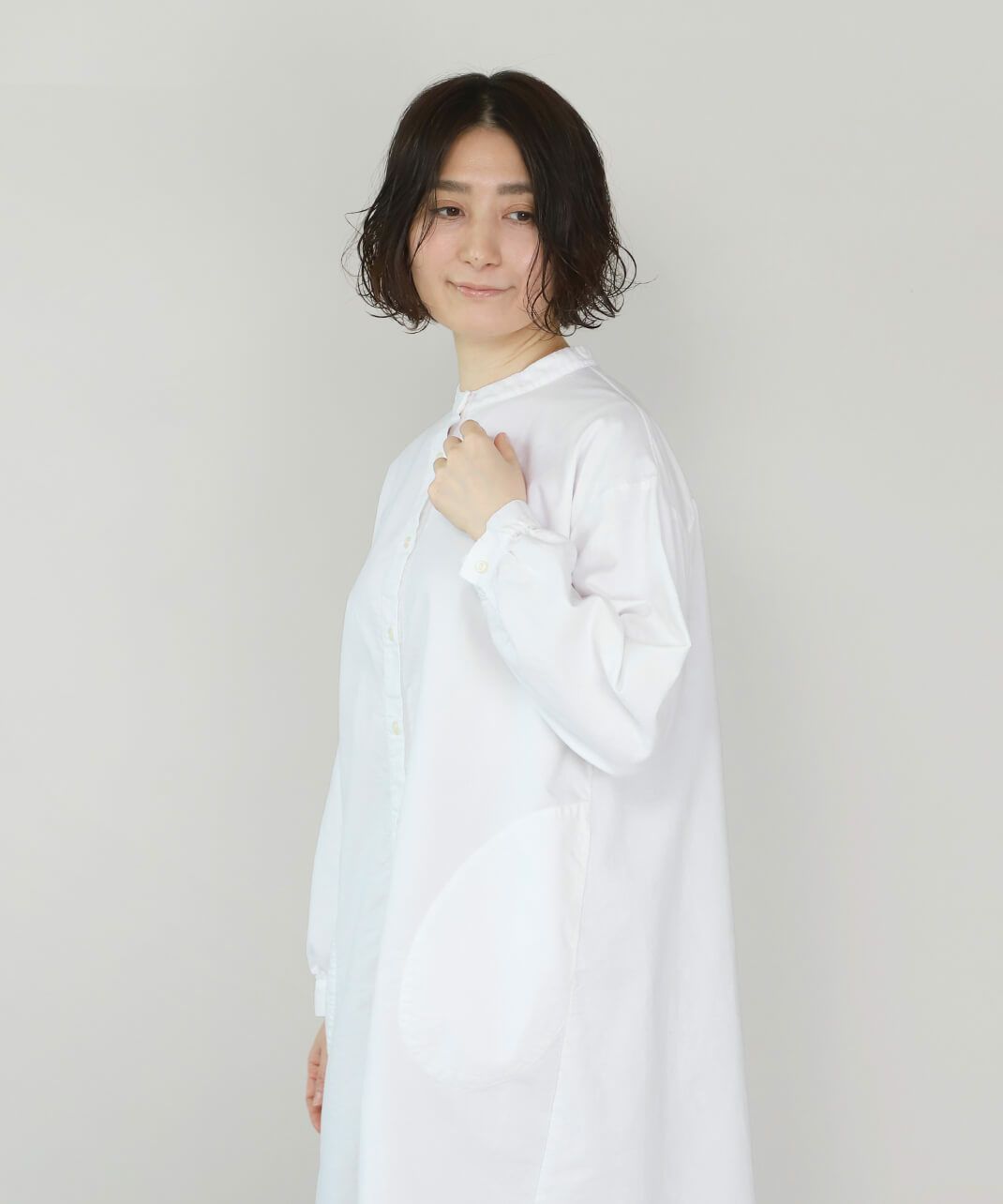 ステッチの入ったラウンドポケット