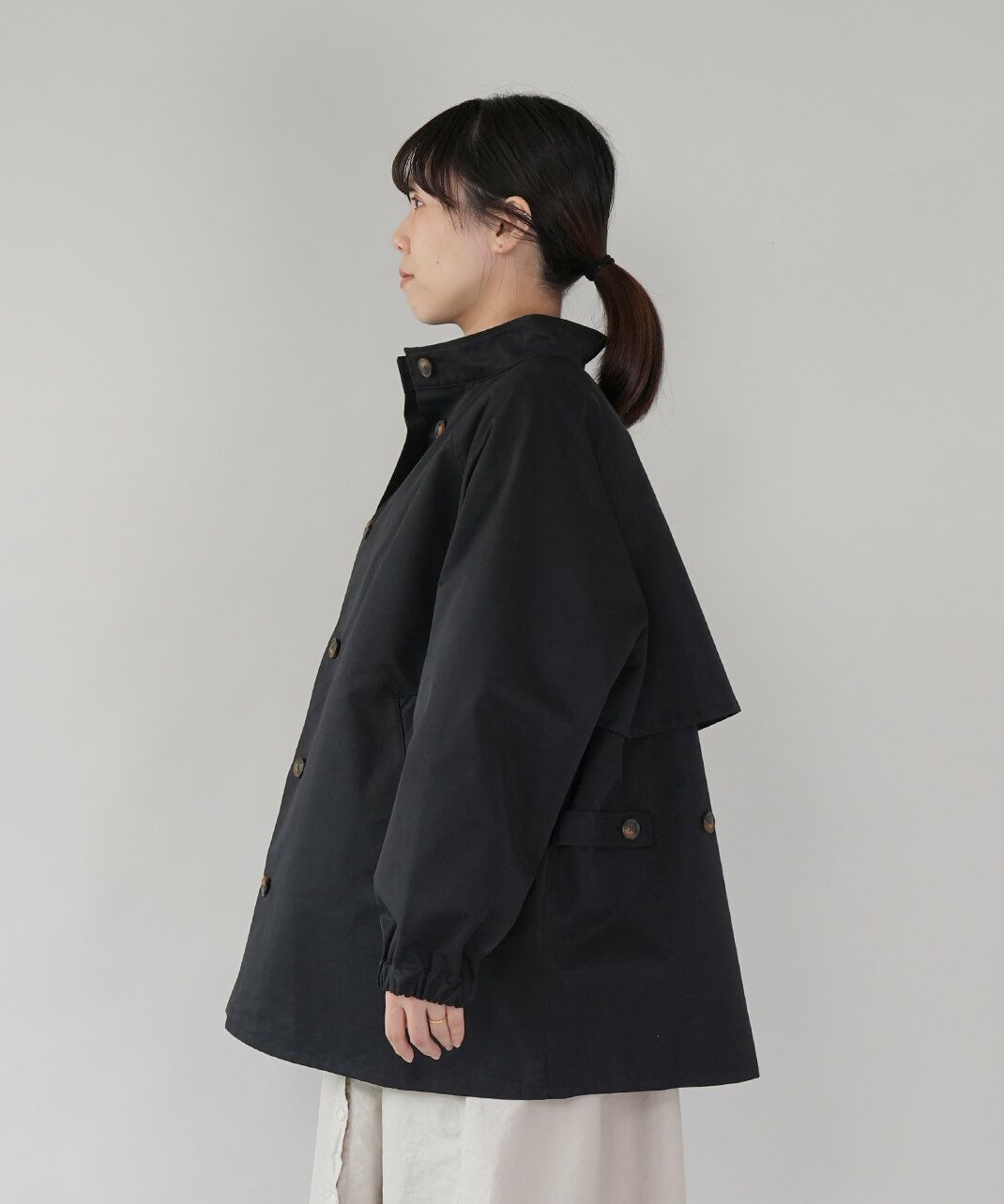 自然な立体感のあるシルエットに