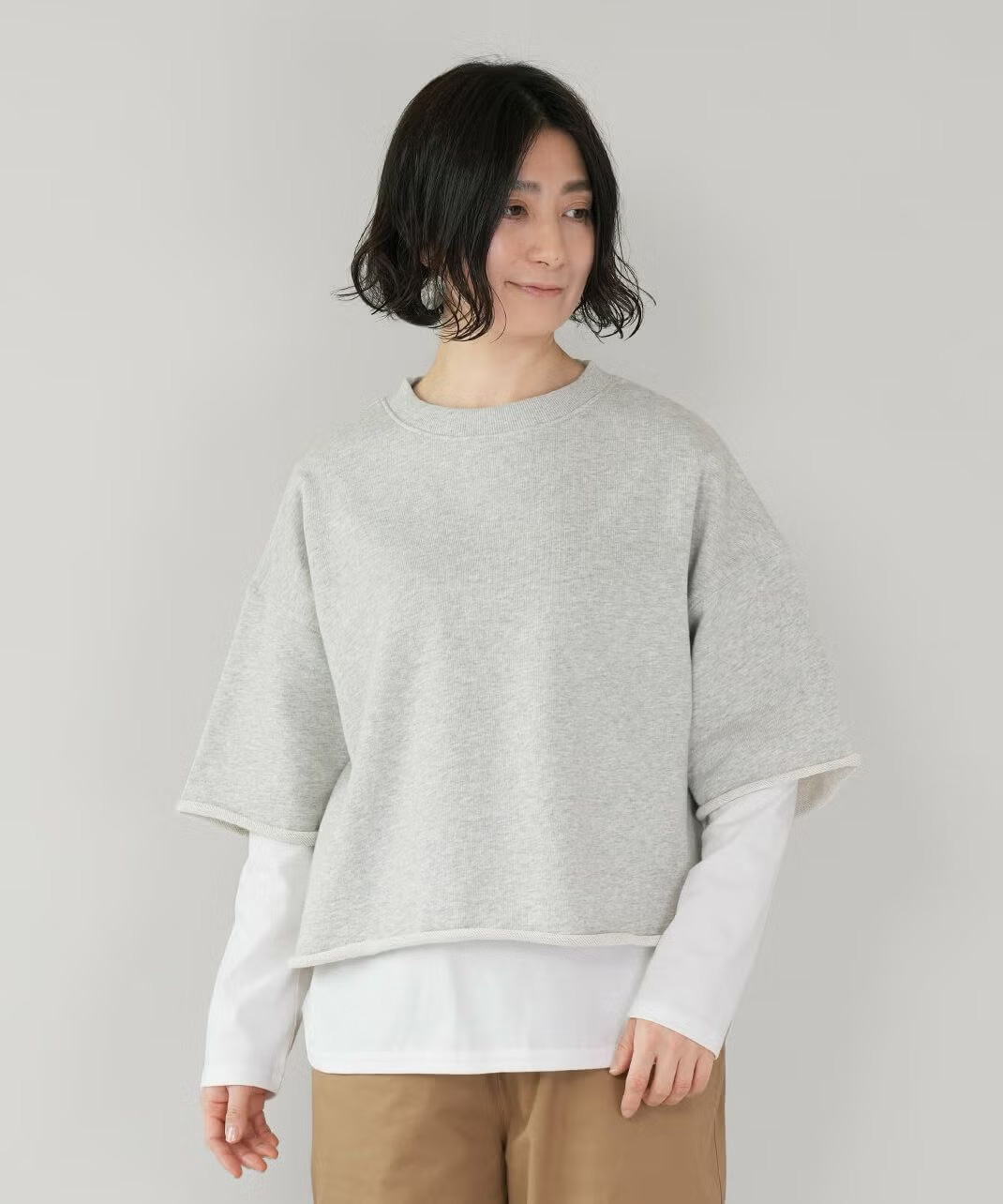 5分袖のプルオーバー