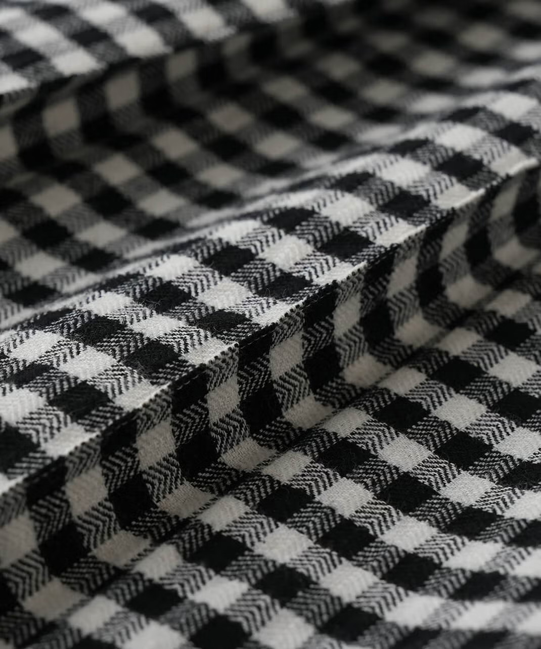 コットンツイルは丈夫でしなやかさのある生地。