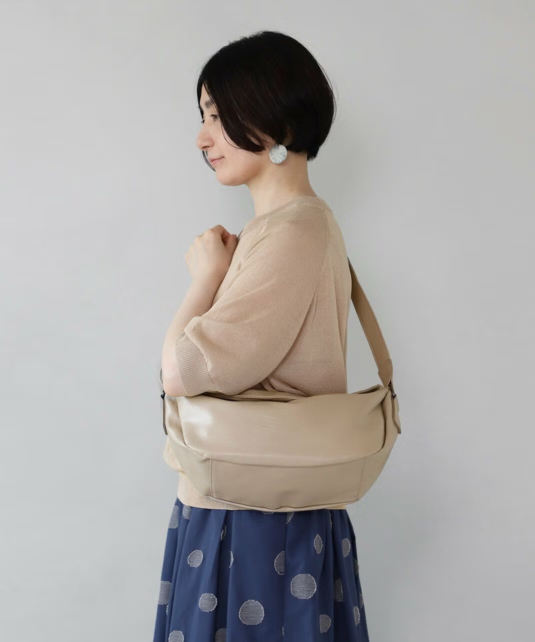 肩にフィットする