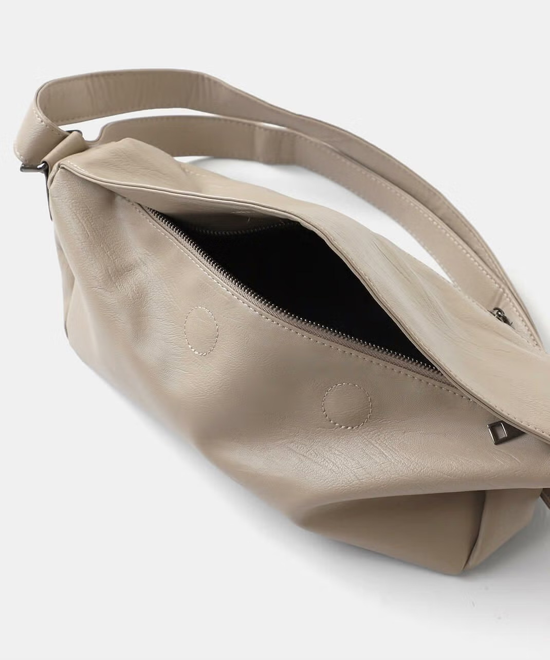 普段使いはもちろん、フォーマルなシーンにも