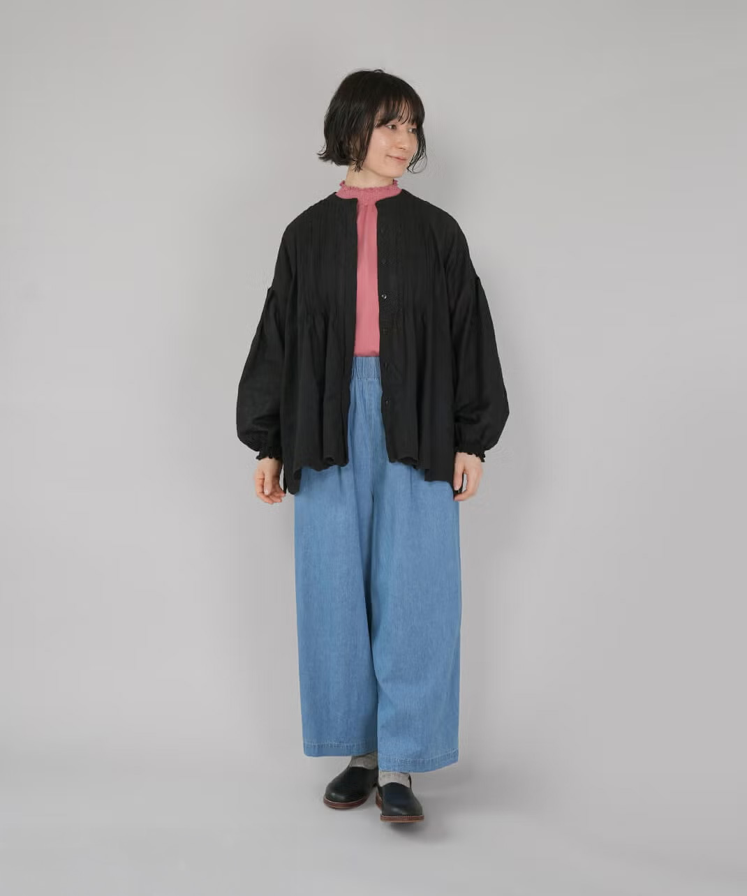 軽やかな羽織りとしてもにもおすすめ