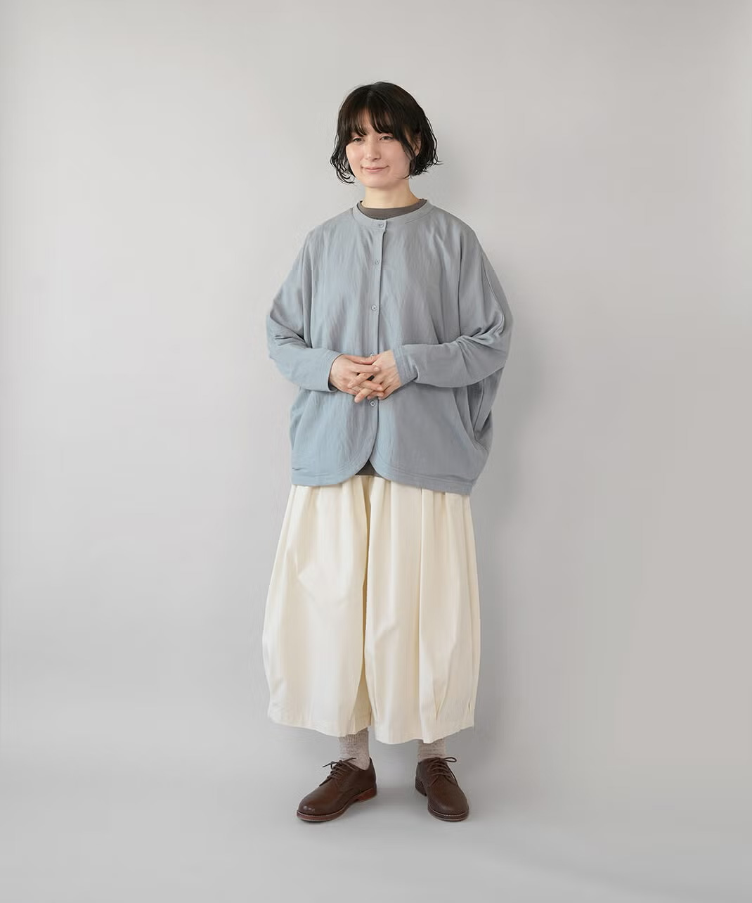 折りたたんでの持ち運びにもシワになりにくい