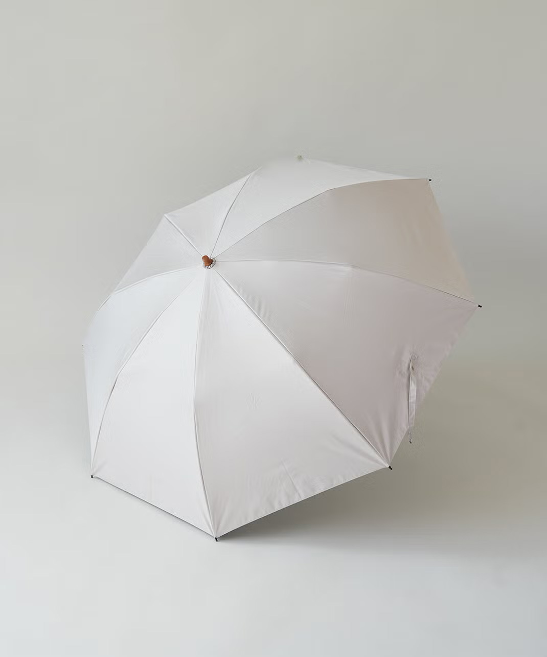 シンプルな無地デザイン