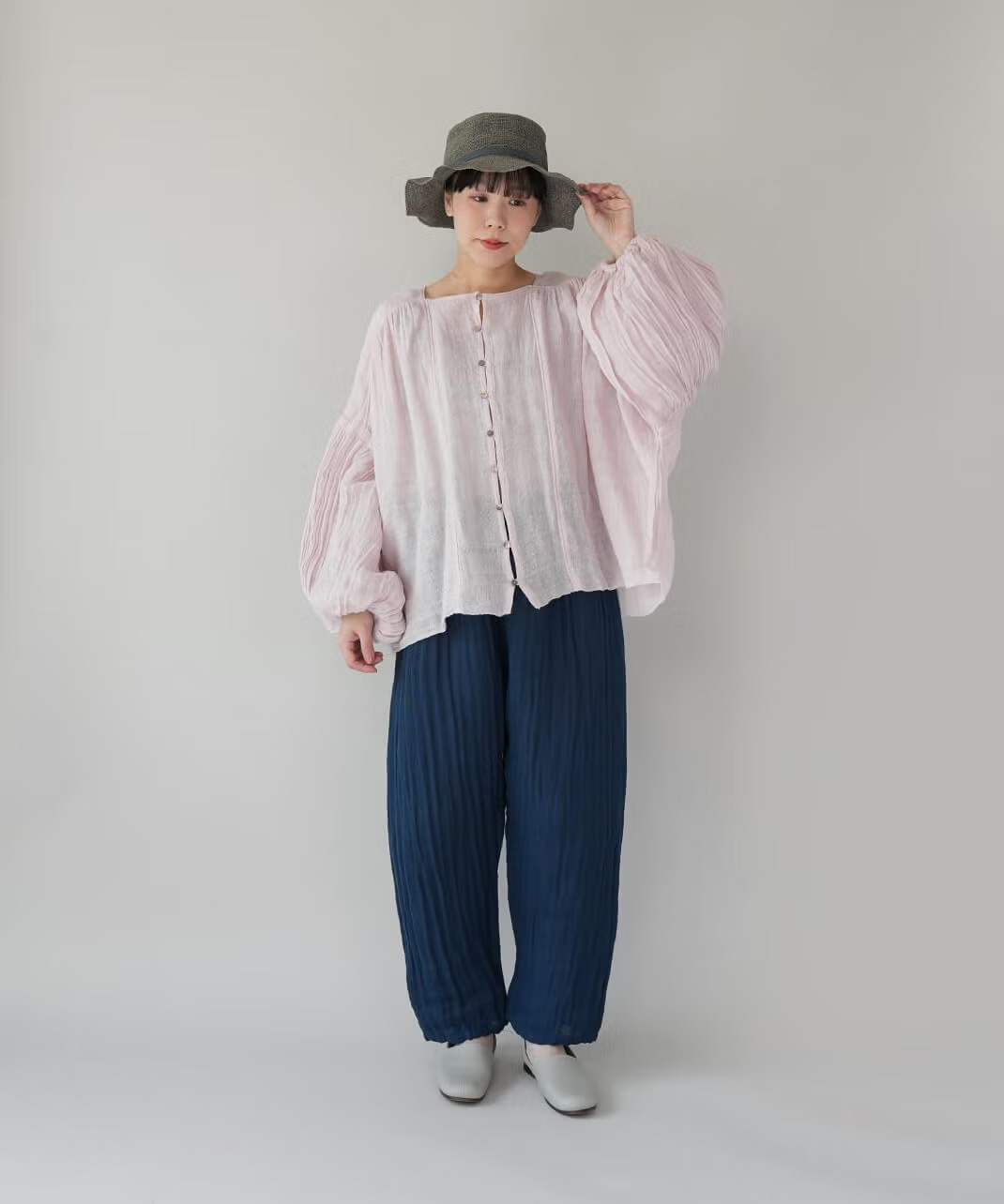 ほどよい華やかさのあり、お出かけにもおすすめ。