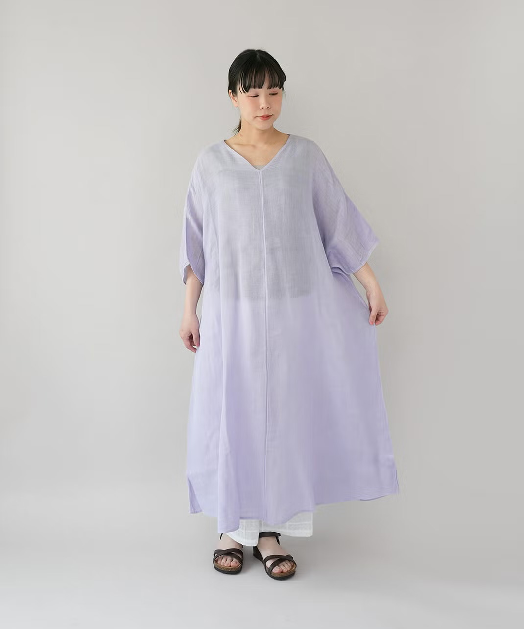 コットン100％のマキシワンピース