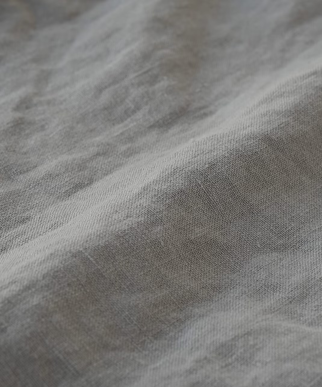 「あらかじめ洗いにかけた柔らかなリネン