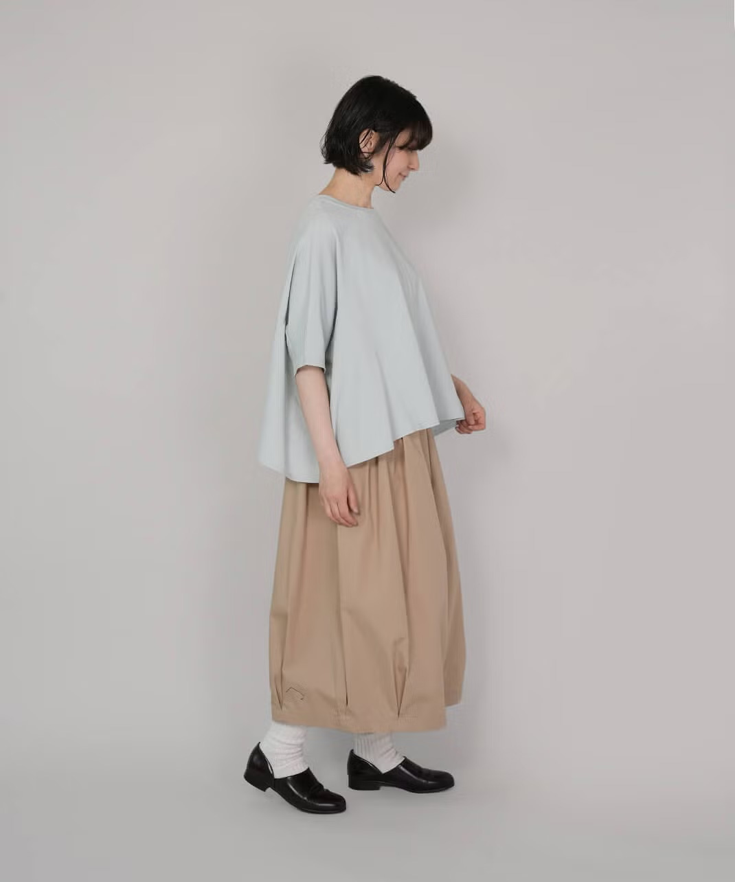 ゆらゆらと揺れるシルエットが涼しい