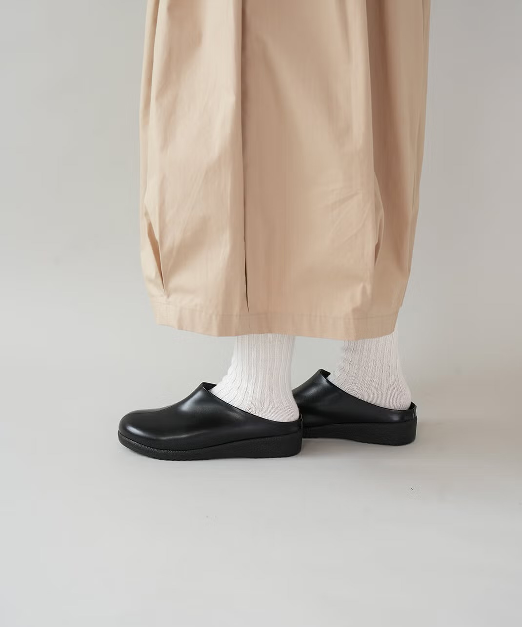 歩いても脱げにくい、安定感のある