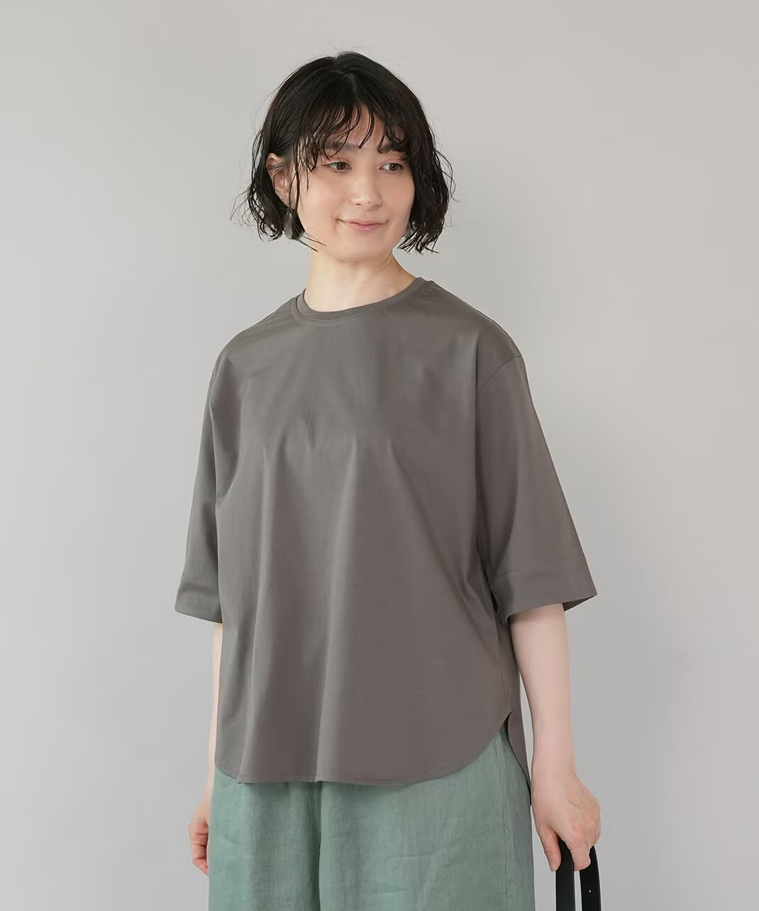 ほどよい光沢のシルケットコットンカットソー