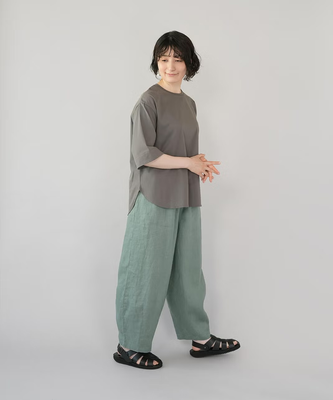 ほどよく広がるシルエット