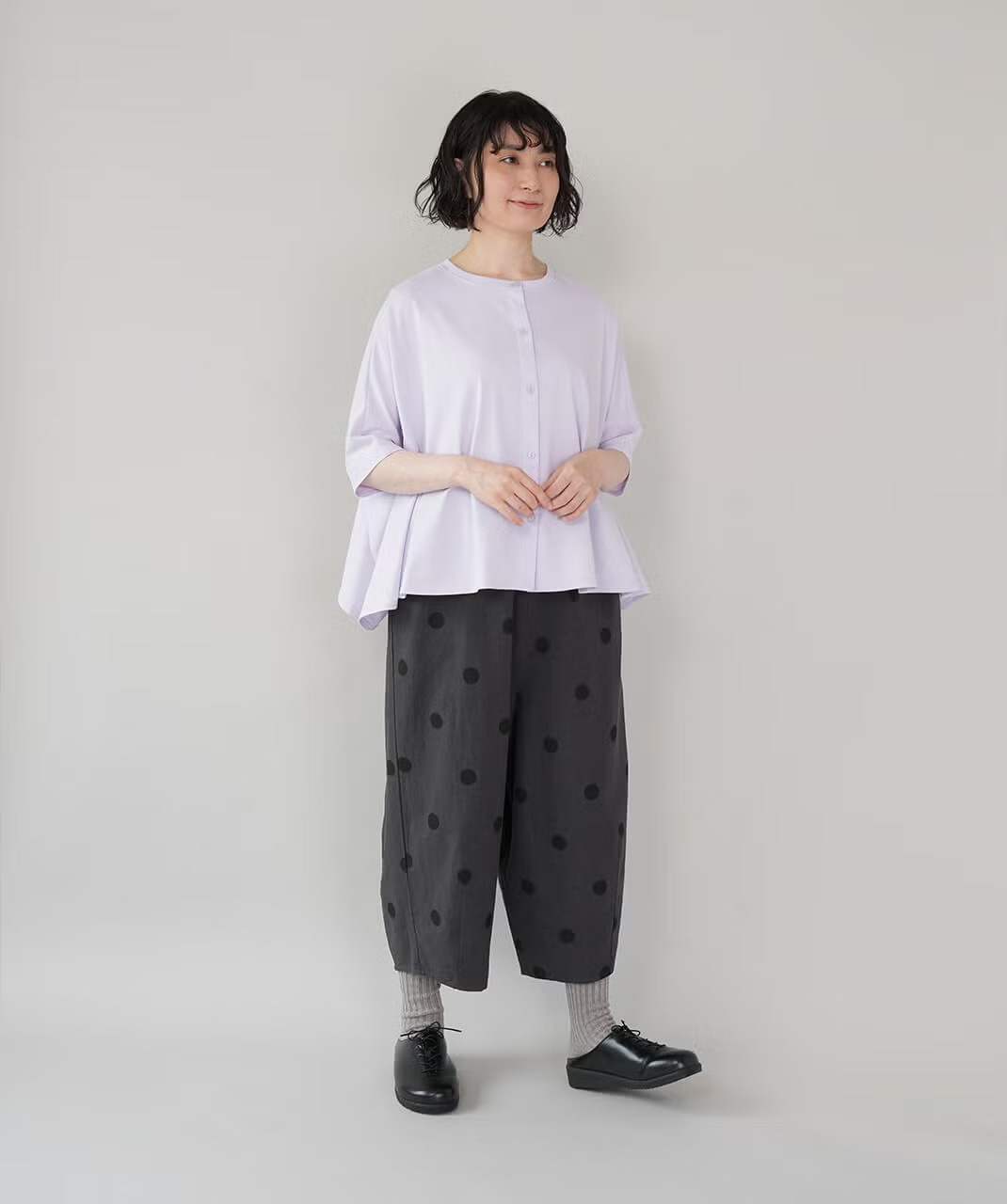 普段使いからお出かけまで活躍するコクーンサルエルパンツ