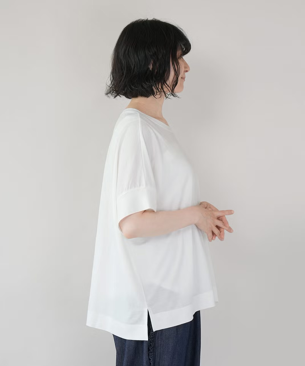 なめらかでさらりとしたレーヨンナイロン生地