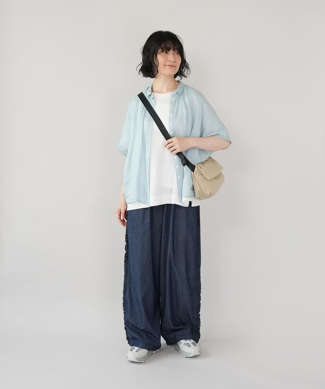 接触冷感の生地が暑い日にもさらりと着られる