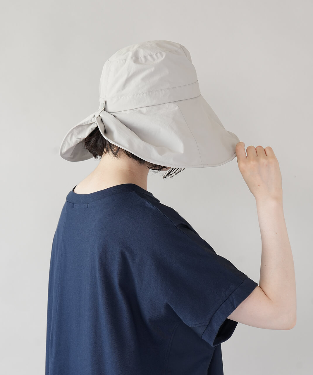 首元までしっかりカバー3WAYつば広ハット アイボリー