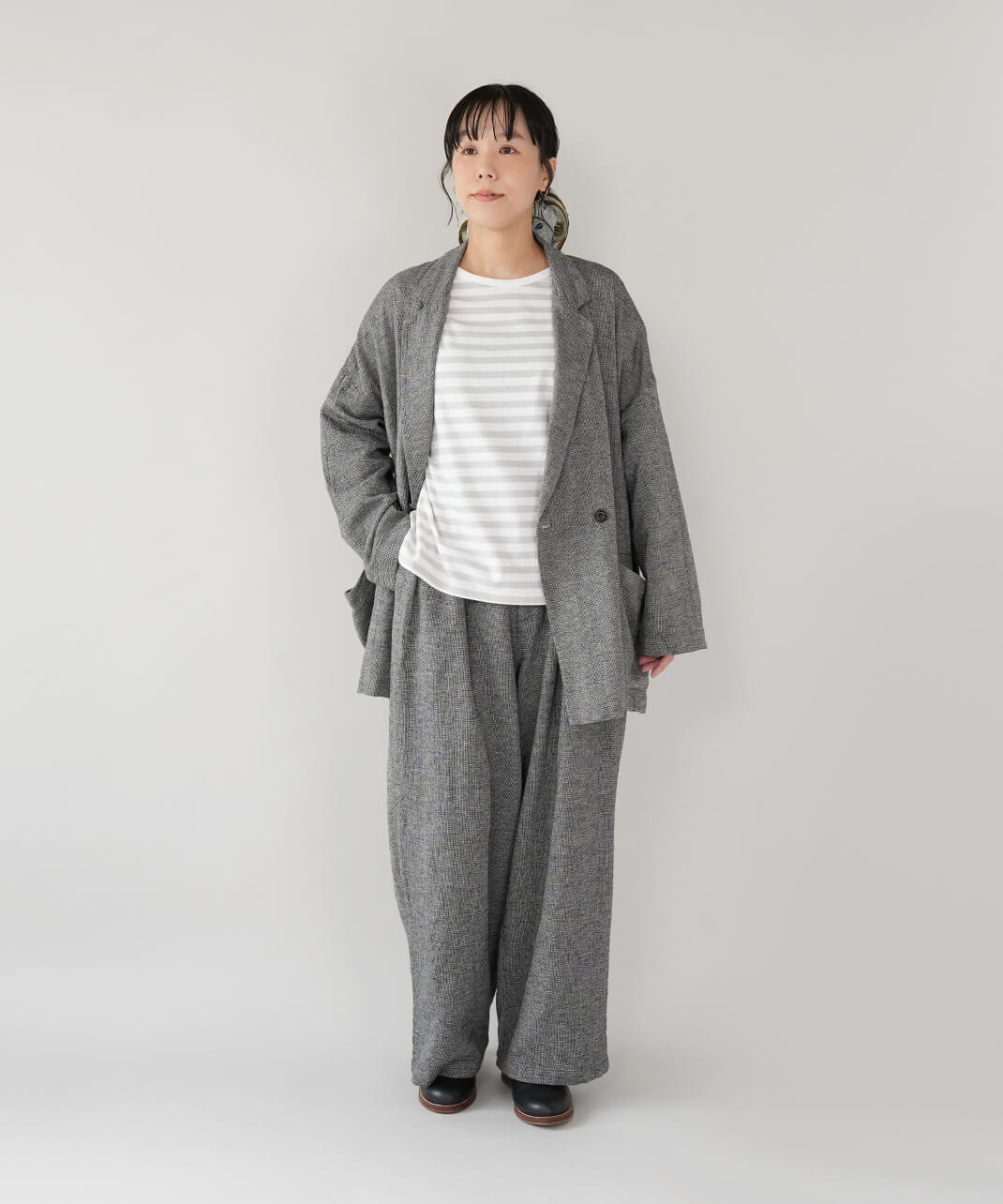 みんなの定番ボーダーと無地のカットソー　オイスター/ホワイト　コーデ