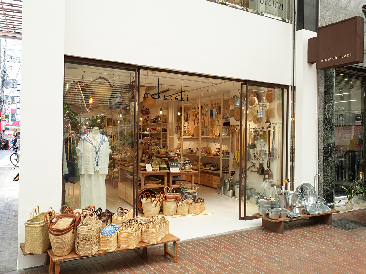 mumokuteki goods&wears 神戸元町店