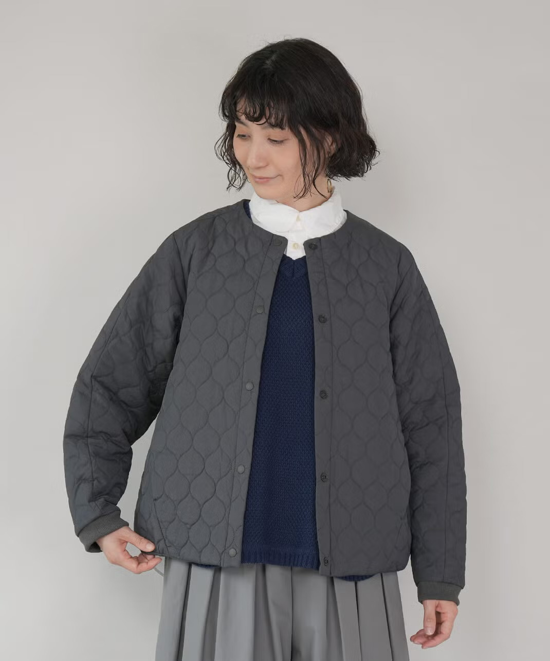 ゆったりとした身幅の中綿ブルゾン
