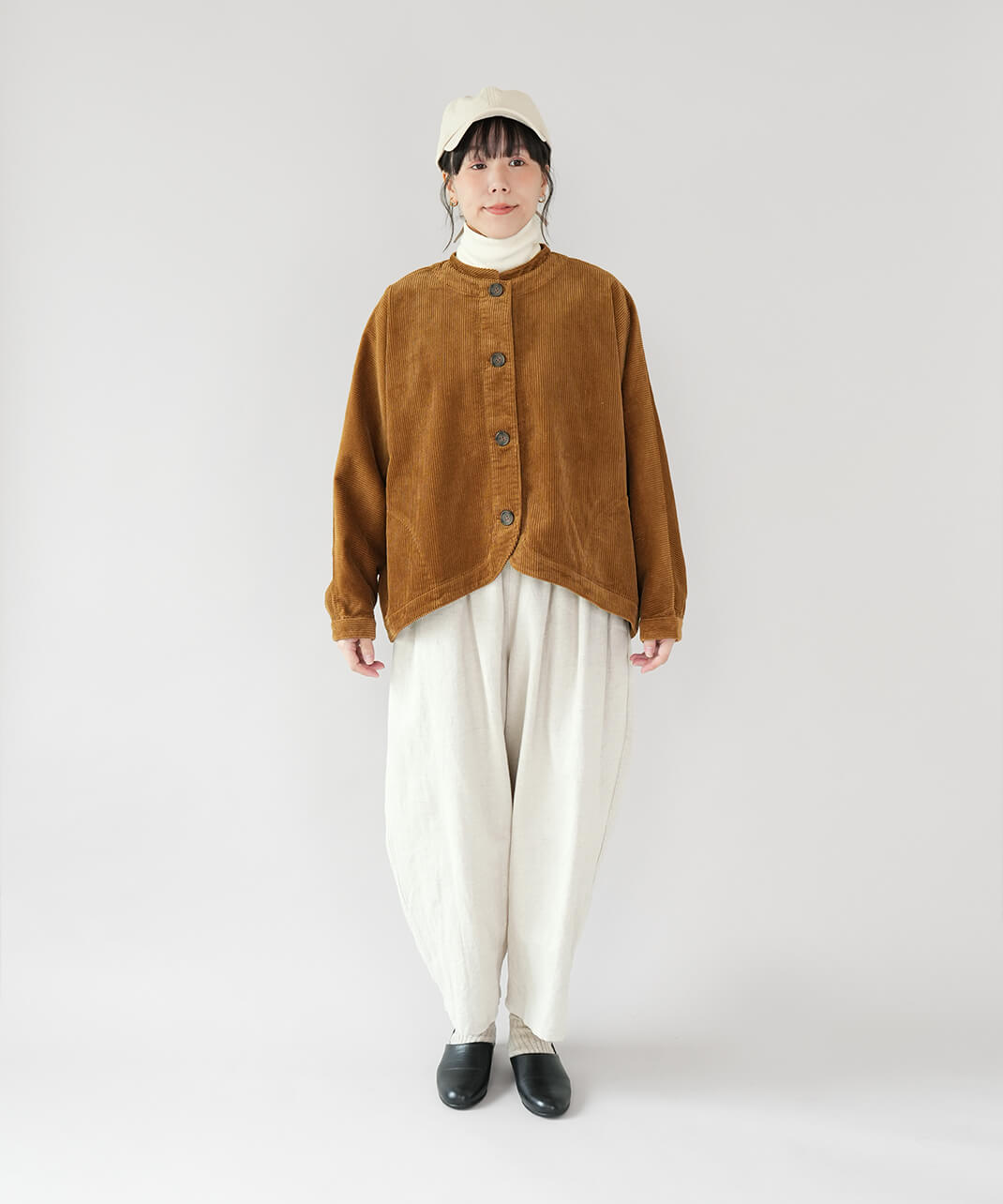ista-ire×mumokuteki太畝コーデュロイのバルーンジャケット　キャメル　コーデ