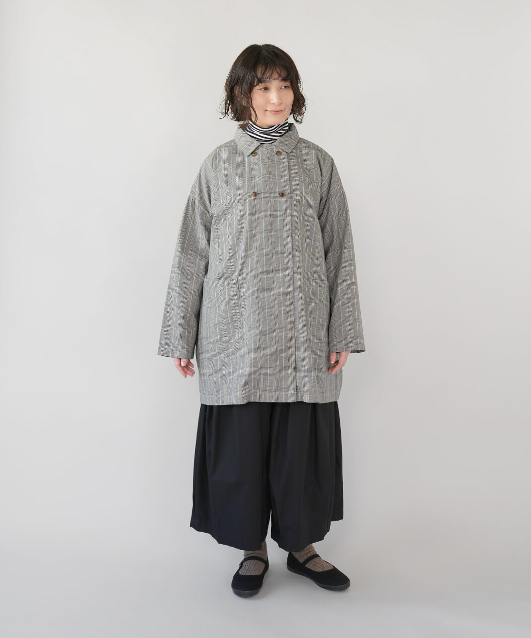  mumokutekiチェック柄のダブルボタンコート　グレンチェック　コーデ