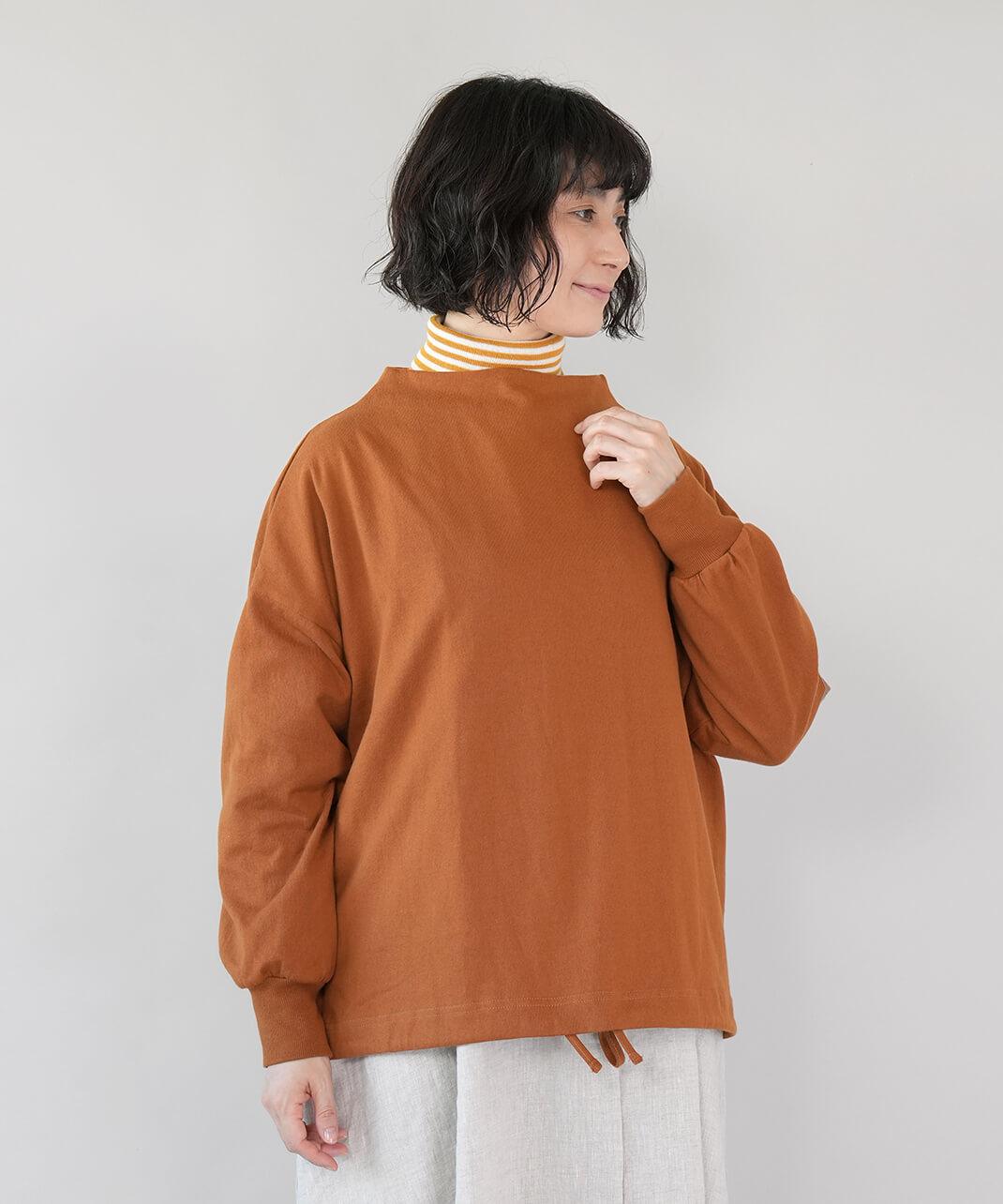 mumokuteki ちくちくしないタートルネックカットソー　ボーダー　着画
