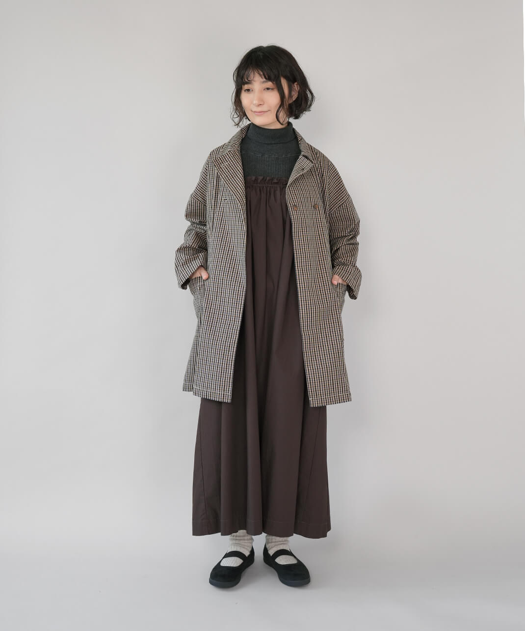  mumokutekiチェック柄のダブルボタンコート　ガンクラブチェック　コーデ